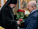 Преосвященнейший епископ Симон в день своего рождения возглавил Божественную литургию в Покровском кафедральном соборе города Шахты