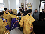 Преосвященнейший епископ Симон совершил чин малого освящения храма в честь Семистрельной иконы Божией Матери в пос. Новокадамово Артемовского сельского поселения