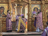 В Великий Четверг Страстной седмицы – воспоминание Тайной Вечери Преосвященнейший епископ Симон совершил богослужение в Покровском кафедральном соборе города Шахты
