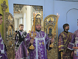 В день Отдания праздника Воздвижения Животворящего Креста Господня Преосвященнейший епископ Симон возглавил Божественную литургию в  храме Покрова Пресвятой Богородицы г. Красный Сулин