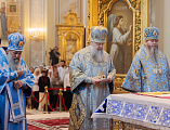 С сонмом архиереев Православной Церкви епископ Симон принял участие в торжествах по случаю празднования Донской иконы Божией Матери