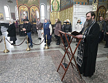 В Покровском кафедральном соборе совершили молитву на начало чтения Псалтири