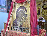 В Свято-Покровский храм г. Каменск-Шахтинский прибыл крестный ход с чудотворной Табынской иконой Божией матери