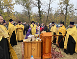 Епископ Симон совершил молебен о благословении работ и урожая на донских полях
