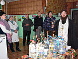 В праздник Крещения Господня иерей Андрей Павленков посетил сестринское отделение Красненской больницы