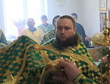 В престольный праздник Преосвященнейший епископ Симон совершил Божественную литургию в храма блаженной Матроны Московской города Донецка