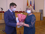 Протоиерей Сергий Яценко и представители Администрации г. Шахты поздравили социальных работников с профессиональным праздником