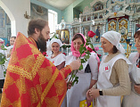 В храме Архистратига Михаила состоялось поздравление сестёр милосердия в день святых жён-мироносиц