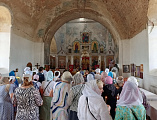 Паломники из Шахт посетили храм Архангела Михаила в слободе Позднеевка