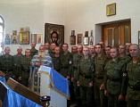 Божественную литургию и пастырскую встречу с личным составом воинской части № 3033 п. Персиановский провел иеромонах Николай (Наметышев)