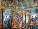 В праздник Благовещения Пресвятой Богородицы Преосвященнейший епископ Симон совершил Литургию в Покровском храме города Шахты