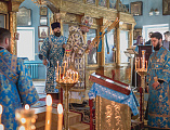В праздник Благовещения Пресвятой Богородицы Преосвященнейший епископ Симон совершил Литургию в Покровском храме города Шахты