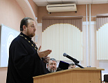 Проблема соотношения свободы и ответственности молодежи обсуждалась шахтинскими студентами, их наставниками и представителями епархии на традиционной Сретенской конференции