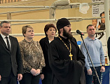 Иерей Евгений Осяк принял участие в открытии юношеских соревнований по боксу ﻿