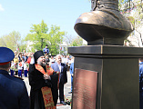 Преосвященнейший епископ Симон принял участие в открытии памятника святому благоверному князю Александру Невскому в г. Гуково и совершил чин освящения монумента