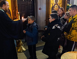 В Донском храме Новошахтинска продолжают встречать детей из Северодонецка.