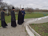 Епископ Шахтинский и Миллеровский Симон провел выездное совещание по осмотру участка для строительства храма в хуторе Калинин Октябрьского района