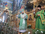 В двунадесятый праздник Входа Господня в Иерусалим Преосвященнейший епископ Симон возглавил богослужение в Покровском кафедральном соборе г. Шахты
