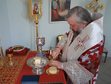 Продолжая пасхальные торжества, Преосвященнейший епископ Симон совершил Божественную литургию в храме вмч. Георгия Победоносца пос. Новозарянский