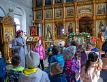 Хорошая традиция – на светлой седмице приводить детей в храм