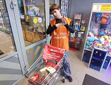 В Новошахтинске прошла акция «Корзина доброты»: собрано 350 кг продуктов для нуждающихся