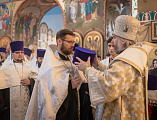 Преосвященнейший епископ Симон совершил Великую рождественскую вечерню