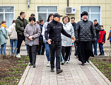 Епископ Симон принял участие в весеннем Дне древонасаждения и субботнике в городе Шахты