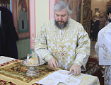 Преосвященнейший епископ Симон с архипастырским визитом посетил храм Донской иконы Божией Матери