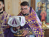 В праздник Изнесения честных древ Животворящего Креста Господня Преосвященнейший епископ Симон с архипастырским визитом посетил храм святых мучениц Веры, Надежды, Любови и матери их Софии в станице Багаевской
