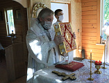 В Троицкую родительскую субботу Преосвященнейший епископ Симон совершил Божественную литургию и панихиду в храме преподобного Сергия Радонежского г. Шахты