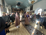 В поминальную субботу Великого поста епископ Симон совершил Божественную литургию и панихиду в храме святителя Тихона Задонского поселка Тарасовский