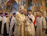 Преосвященнейший епископ Симон совершил Великую рождественскую вечерню