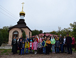 Нижнедонским благочинием, для победителей конкурса детских рисунков организована паломническая поездка по храмам Октябрьского района