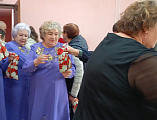 В Новошахтинске прошел вечер-комплимент «От всей души» для старшего поколения
