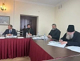 В заседании Архитектурно-искусствоведческой комиссии Донской митрополии под председательством митрополита Меркурия принял участие древлехранитель Шахтинской епархии