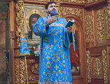 В праздник Введения во храм Пресвятой Богородицы епископ Шахтинский и Миллеровский Симон совершил Божественную литургию в Покровском кафедральном соборе г. Шахты