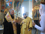 Епископ Шахтинский и Миллеровский Симон совершил таинство Венчания в Покровском кафедральном соборе г. Шахты