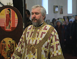 В Неделю Крестопоклонную Преосвященнейший епископ Симон совершил воскресную Божественную литургию в храме великомученика Пантелеимона пос. Майский