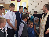 Кроме преподаваемых наук детям нужно прививать духовно-нравственные понятия», протоиерей Роман Мясников принял участие в праздничной линейке в школе ст. Манычской