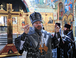 Преосвященнейший епископ Симон совершил утреню Великого Пятка с чтением двенадцати Страстных Евангелий