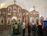 В престольный день Преосвященнейший епископ Симон совершил Божественную литургию в храме благоверного князя Александра Невского г. Шахты и рукоположил монаха Амвросия во иеродиакона