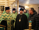 Преосвященнейший епископ Симон совершил чин освящения колоколов для храма преподобного Сергия Радонежского в хуторе Старая Станица