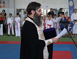 Открытый областной спортивный турнир в городе Шахты начался с благословения