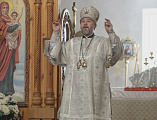 В Лазареву субботу епископ Шахтинский и Миллеровский Симон совершил Божественную литургию в храме святого князя Владимира города Шахты
