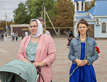 В память о трагедии Беслана на Соборной площади города Шахты почтили память жертв и героев