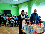 Иерей Виталий Крендясов посетил реабилитационный центр для детей с ограниченными возможностями «Добродея» г. Шахты