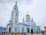 В День семьи любви и верности на Соборной площади города Шахты чествовали многодетные семьи