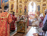 Впервые в Шахтинской епархии совершена Божественная литургия архиерейским чином с сурдопереводом в храме Покрова Пресвятой Богородицы г. Каменск-Шахтинский