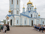 В память о трагедии Беслана на Соборной площади города Шахты почтили память жертв и героев