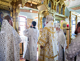 В престольный праздник Преосвященнейший епископ Симон возглавил Божественную литургию в храме Вознесения Господня города Шахты